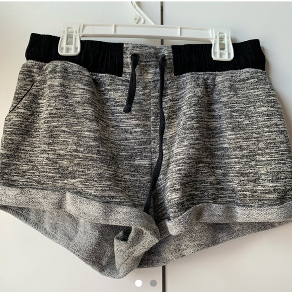 Shorts - Picture 1 of 2